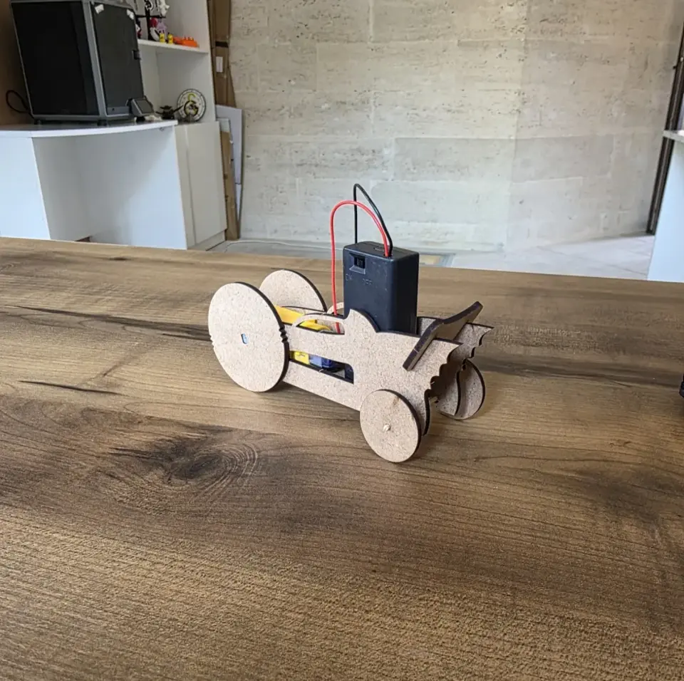 Çift Çeker Motorlu Araba (Yarış Arabası)